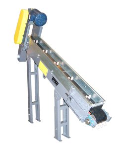 Incline Conveyor with Special Cleats for Parts