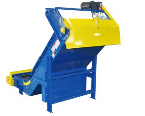 discharge-chute-on-cleated-belt-conveyor