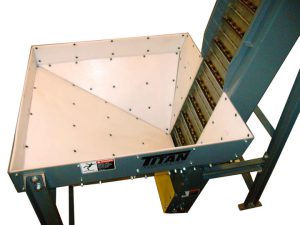 Hopper on Hinged Steel Belt Parts Conveyor