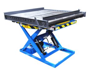 gravity-roller-conveyor-on-lift