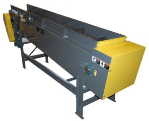 4"-pitch-hinged-steel-belt-conveyor-inclined