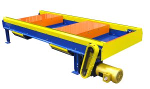 padded-chain-conveyor-with-product-lifts