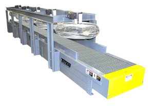 wire-mesh-belt-cooling-conveyor-with-side-rails