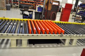 pallet-lift-in-chain-driven-live-roller-system