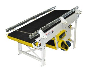 rough-top-belt-slider-bed-conveyor-with-skate-wheel-side-rails-for-tire-and-wheel-conveor