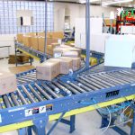 lineshaft-conveyor-system-in-distribution-center